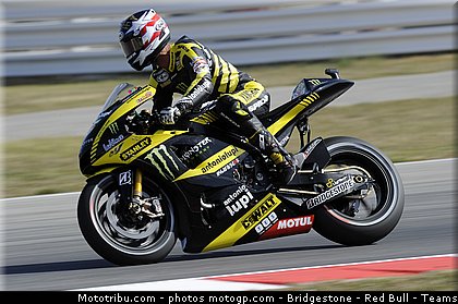 motogp_edwards_002_san_marin_misano_2011.jpg