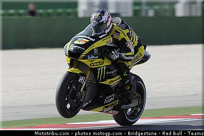 motogp_edwards_004_san_marin_misano_2011.jpg