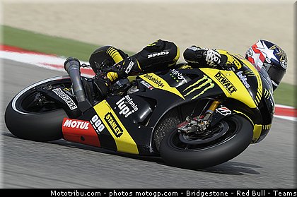 motogp_edwards_016_san_marin_misano_2011.jpg