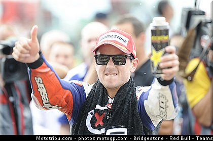 motogp_lorenzo_021_san_marin_misano_2011.jpg