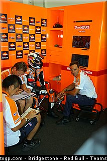 motogp_pedrosa_043_san_marin_misano_2011.jpg