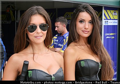 motogp_pitbabe_041_san_marin_misano_2011.jpg