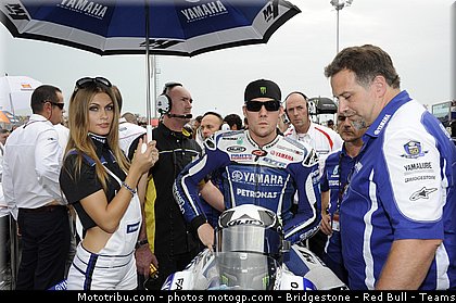 motogp_pitbabe_053_san_marin_misano_2011.jpg