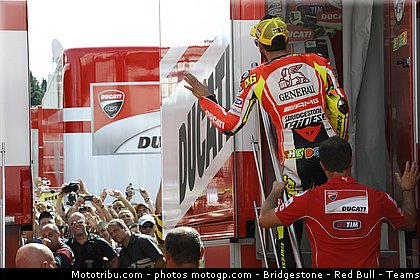 motogp_rossi_012_san_marin_misano_2011.jpg