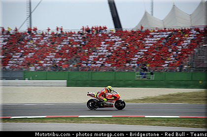 motogp_rossi_013_san_marin_misano_2011.jpg
