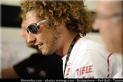 motogp_simoncelli_006_san_marin_misano_2011.jpg