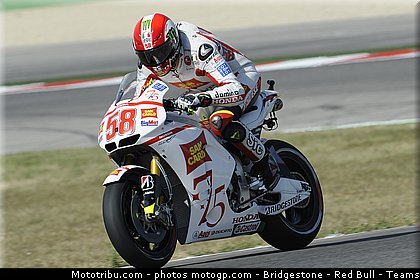 motogp_simoncelli_010_san_marin_misano_2011.jpg