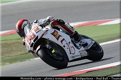 motogp_simoncelli_016_san_marin_misano_2011.jpg