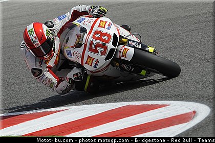 motogp_simoncelli_046_san_marin_misano_2011.jpg