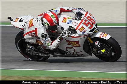 motogp_simoncelli_059_san_marin_misano_2011.jpg