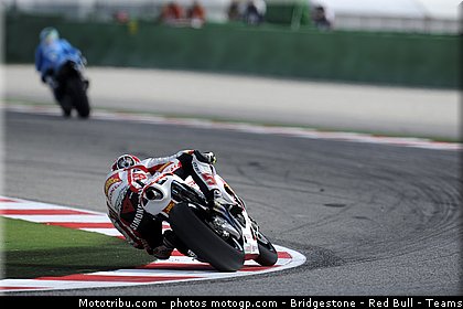 motogp_simoncelli_072_san_marin_misano_2011.jpg