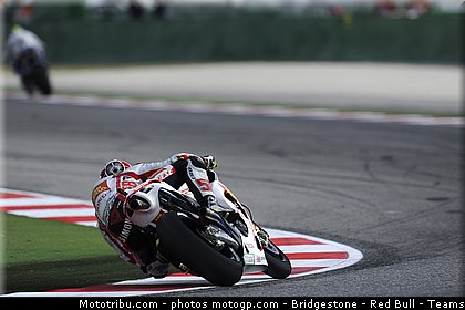 motogp_simoncelli_074_san_marin_misano_2011.jpg