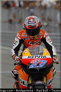 motogp_stoner_015_san_marin_misano_2011.jpg