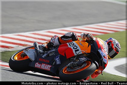 motogp_stoner_017_san_marin_misano_2011.jpg