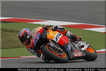 motogp_stoner_024_san_marin_misano_2011.jpg