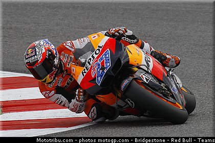 motogp_stoner_027_san_marin_misano_2011.jpg