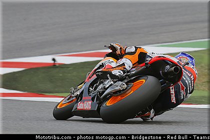 motogp_stoner_028_san_marin_misano_2011.jpg