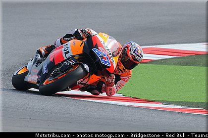 motogp_stoner_042_san_marin_misano_2011.jpg
