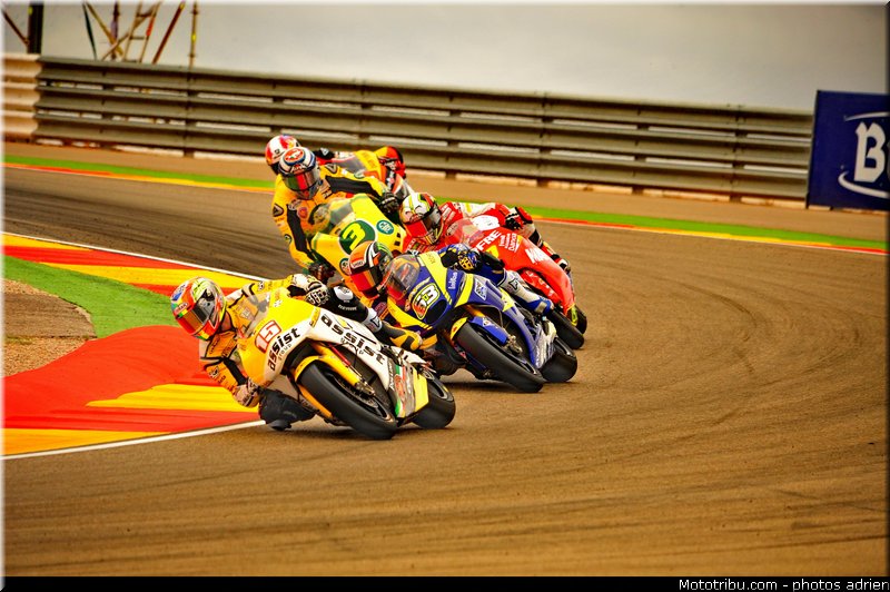 moto2_010_espagne_aragon_2011