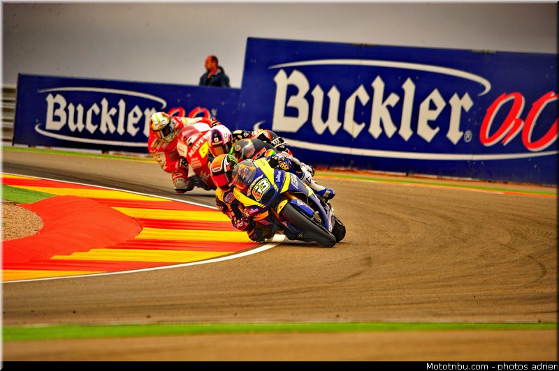 moto2_024_espagne_aragon_2011