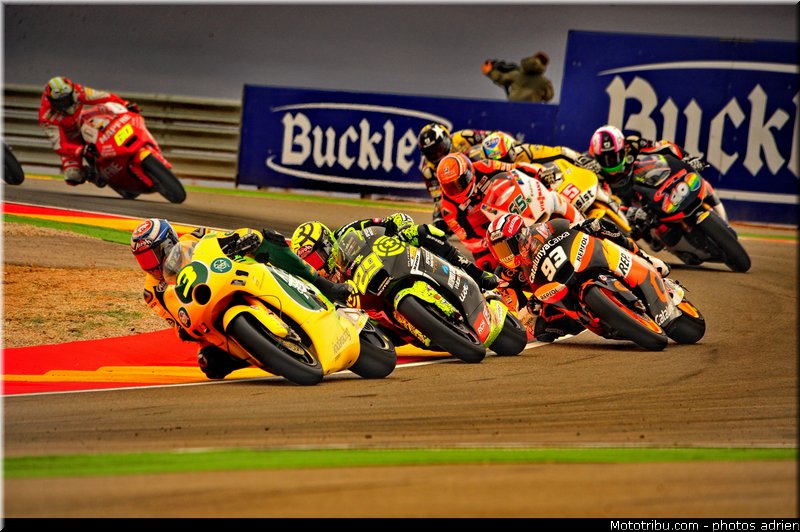 moto2_033_espagne_aragon_2011