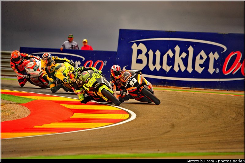 moto2_038_espagne_aragon_2011
