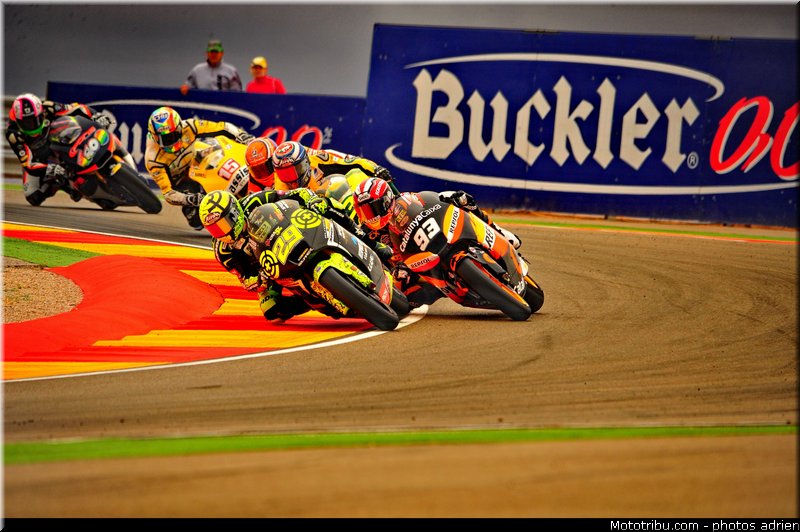 moto2_040_espagne_aragon_2011