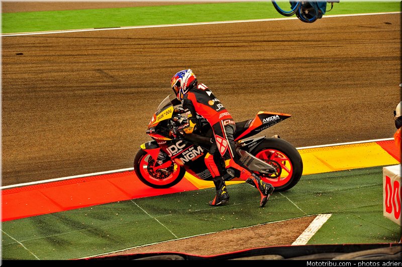 moto2_cluzel_014_espagne_aragon_2011