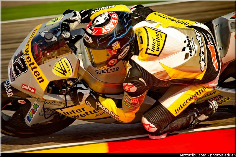 moto2_luthi_002_espagne_aragon_2011