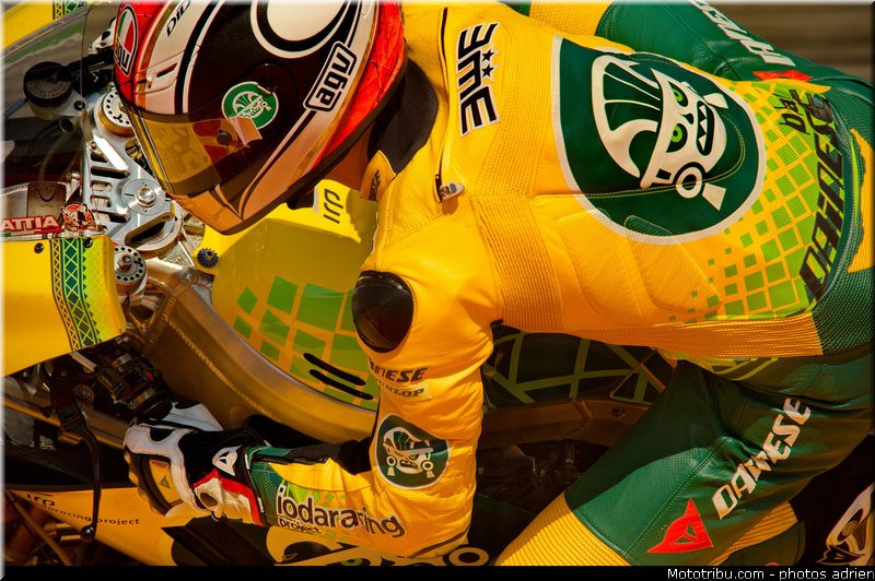 moto2_pasini_002_espagne_aragon_2011