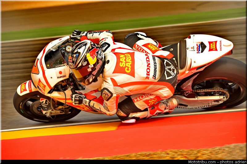 motogp_aoyama_002_espagne_aragon_2011