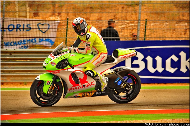 motogp_de_puniet_010_espagne_aragon_2011