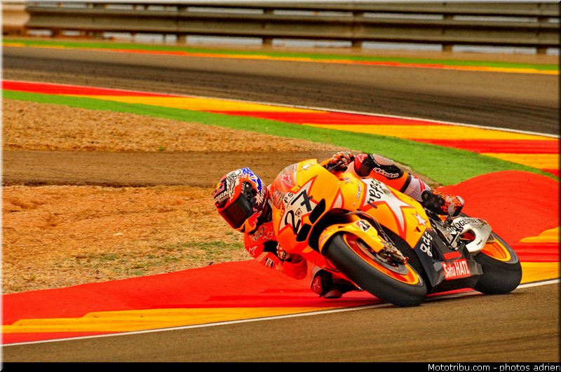 motogp_stoner_010_espagne_aragon_2011