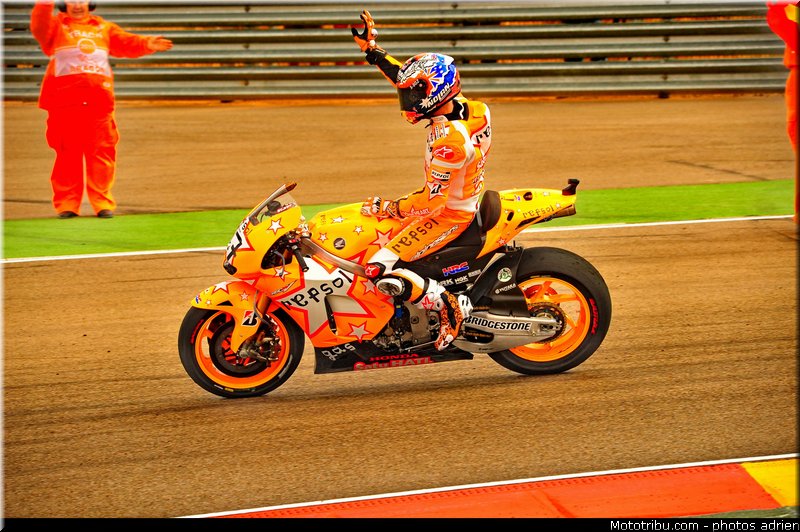 motogp_stoner_012_espagne_aragon_2011