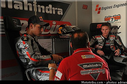 125_mahindra_001_espagne_aragon_2011.jpg