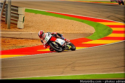 125_rossi_007_espagne_aragon_2011.jpg