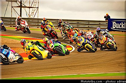 moto2_004_espagne_aragon_2011.jpg