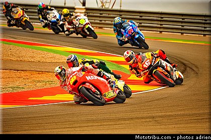 moto2_011_espagne_aragon_2011.jpg