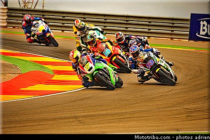 moto2_012_espagne_aragon_2011.jpg