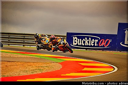 moto2_015_espagne_aragon_2011.jpg