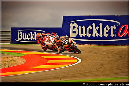 moto2_019_espagne_aragon_2011.jpg