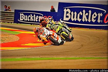 moto2_023_espagne_aragon_2011.jpg
