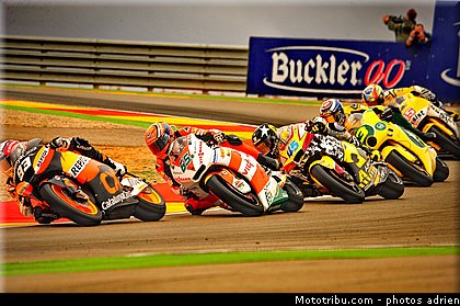 moto2_029_espagne_aragon_2011.jpg