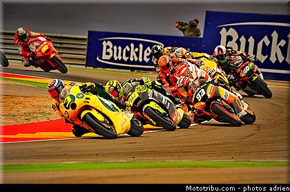 moto2_033_espagne_aragon_2011.jpg