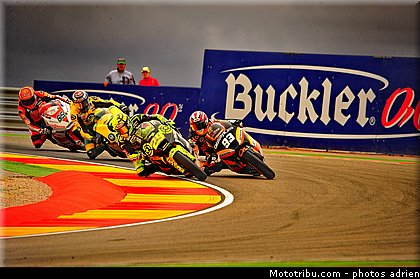 moto2_038_espagne_aragon_2011.jpg
