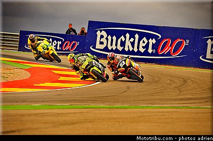 moto2_047_espagne_aragon_2011.jpg
