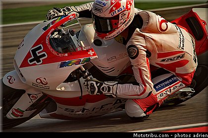 moto2_krummenacher_002_espagne_aragon_2011.jpg