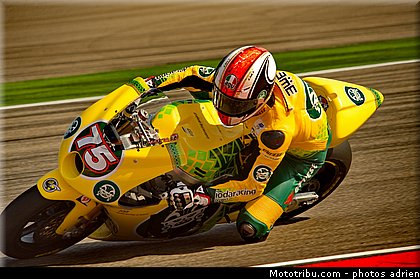 moto2_pasini_001_espagne_aragon_2011.jpg
