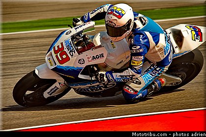 moto2_pietri_001_espagne_aragon_2011.jpg