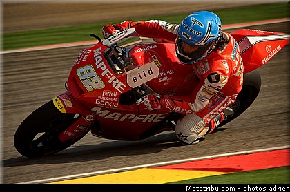 moto2_rosell_001_espagne_aragon_2011.jpg